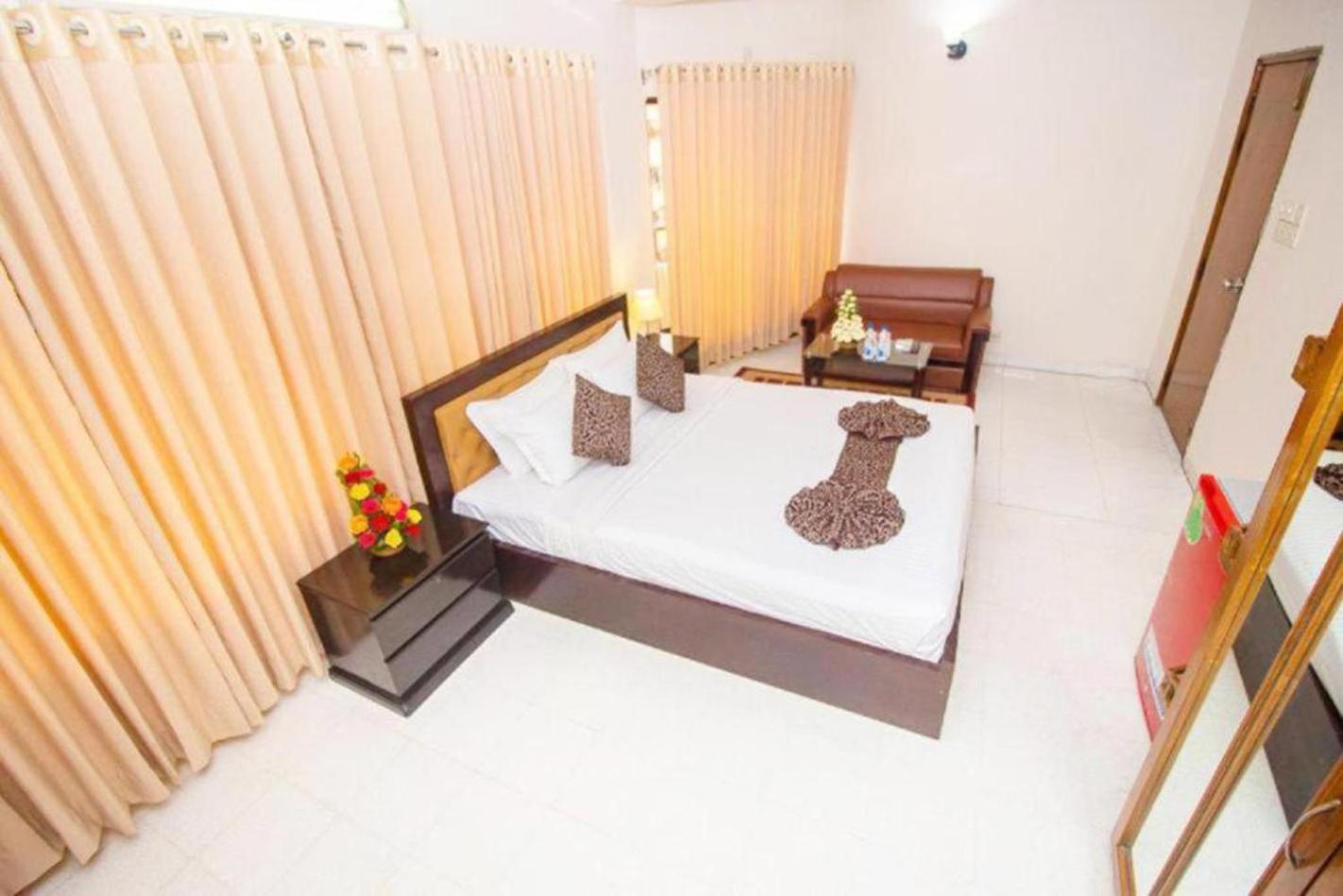Hotel Suite Palace Baridhara Dhaka Exteriör bild