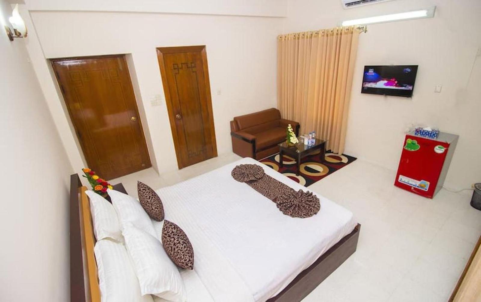 Hotel Suite Palace Baridhara Dhaka Exteriör bild